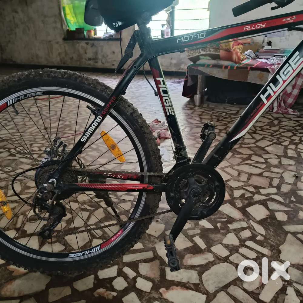 Streethawk kids bicycle in red and black colour