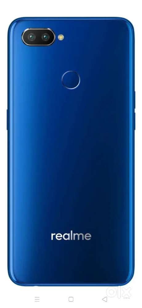 Mobile phone of realme mobile bilkul Naya pada hai box ka saath