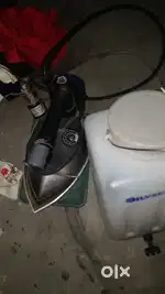 Steam press 1. 5 saal purani hai ek dum ok hai