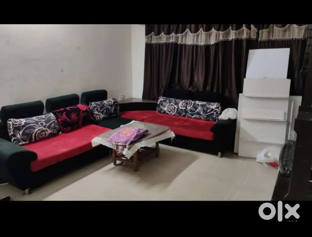 2 bhk Semi furnished flat available for rent