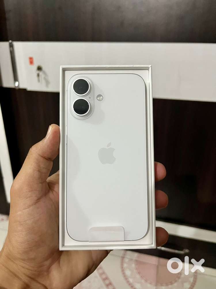 iphone 16 only box open with one year warranty
