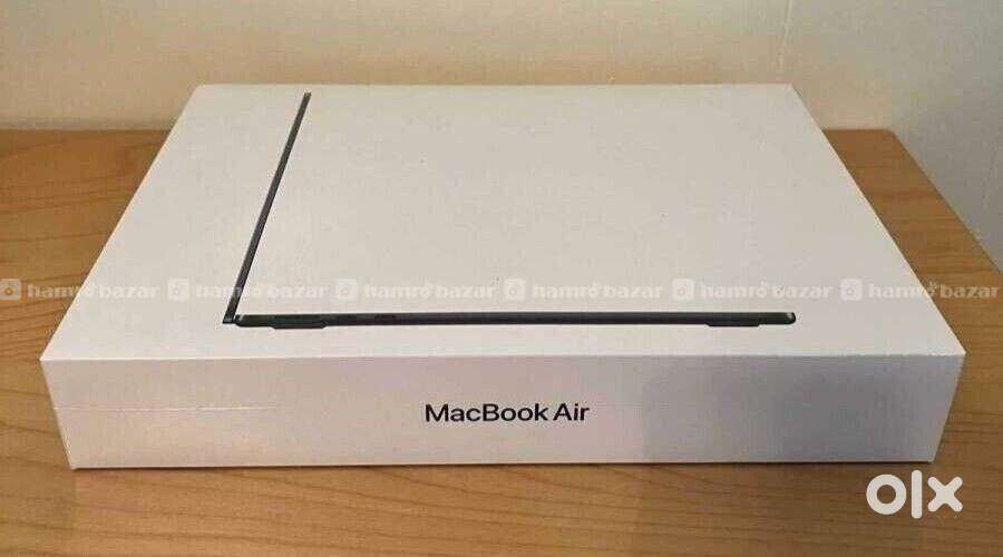 Brand New Seal Pack Macbook M2  8/512 India Bill & Warranty