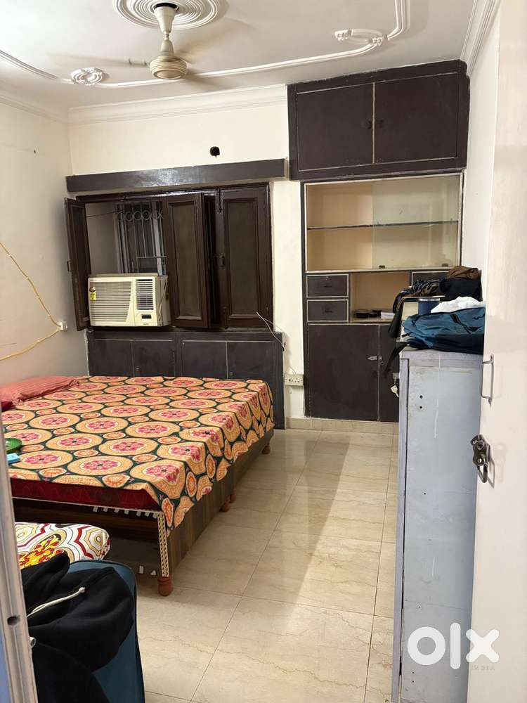 Affordable pg in sarita vihar