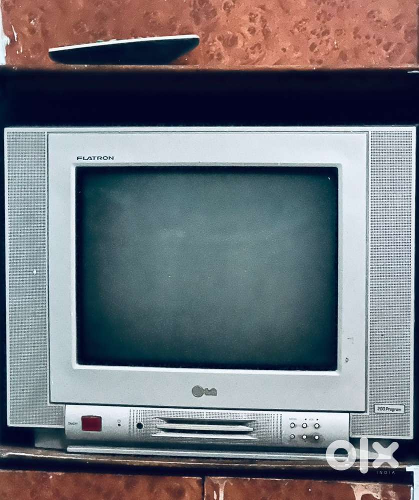 Lg Tv 15” 2000/- में