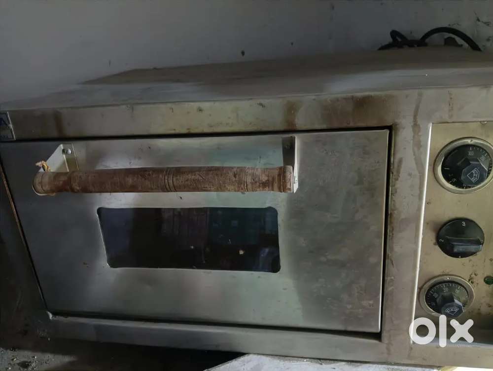 Electric Pizza Oven 18 and SS Table & Billing system & Pan and Jali