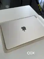 Used MacBook Air 13 (2025, M4) – 16GB RAM, 256GB SSD, Starlight