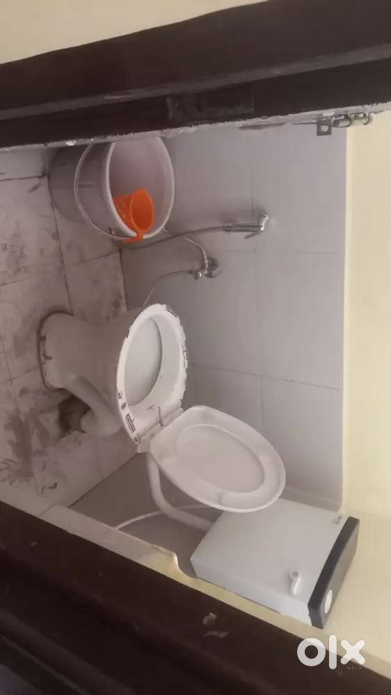 1 bhk furnished flat independent