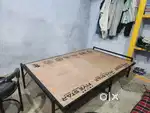 Study table market price 1000
