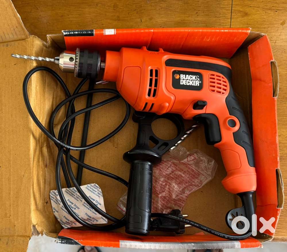BLACK+DECKER 550 W Hammer Drill.