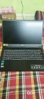 Acer aspire 7