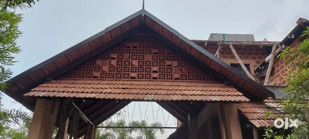 10 cent, 3850 sq.ft- Elegant Trdnl Home at Thiruvamkulam at 1.45 Cr