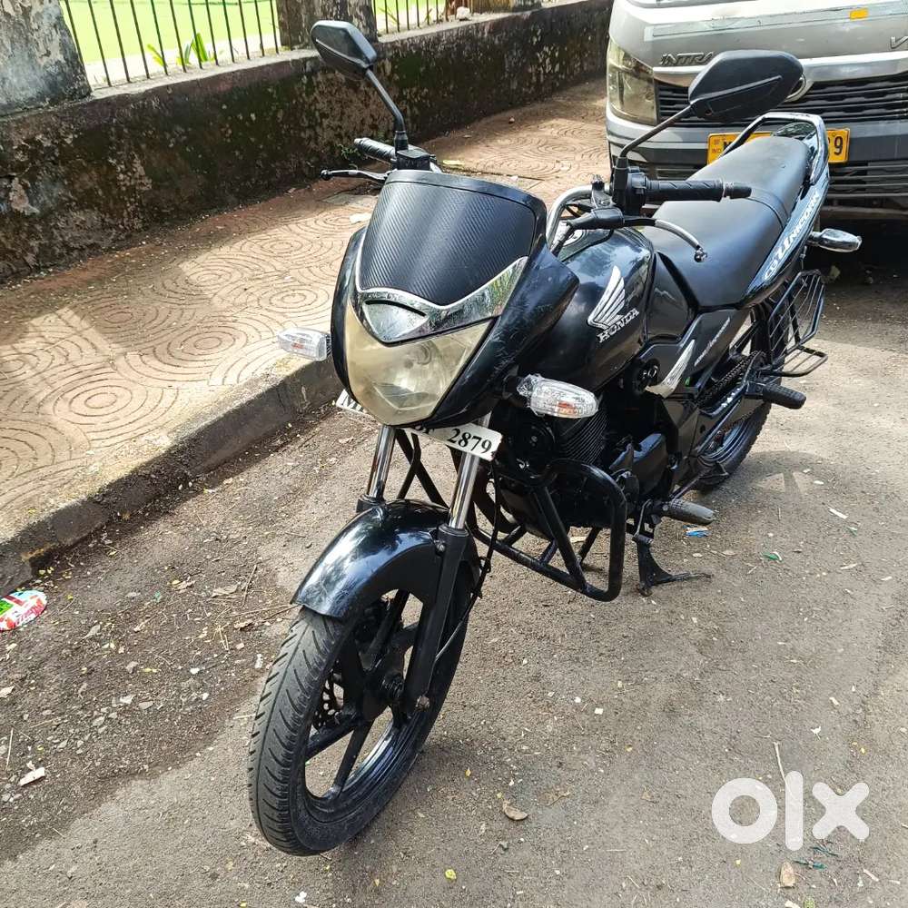 Recently service, new battery, side indicators & cowl panels