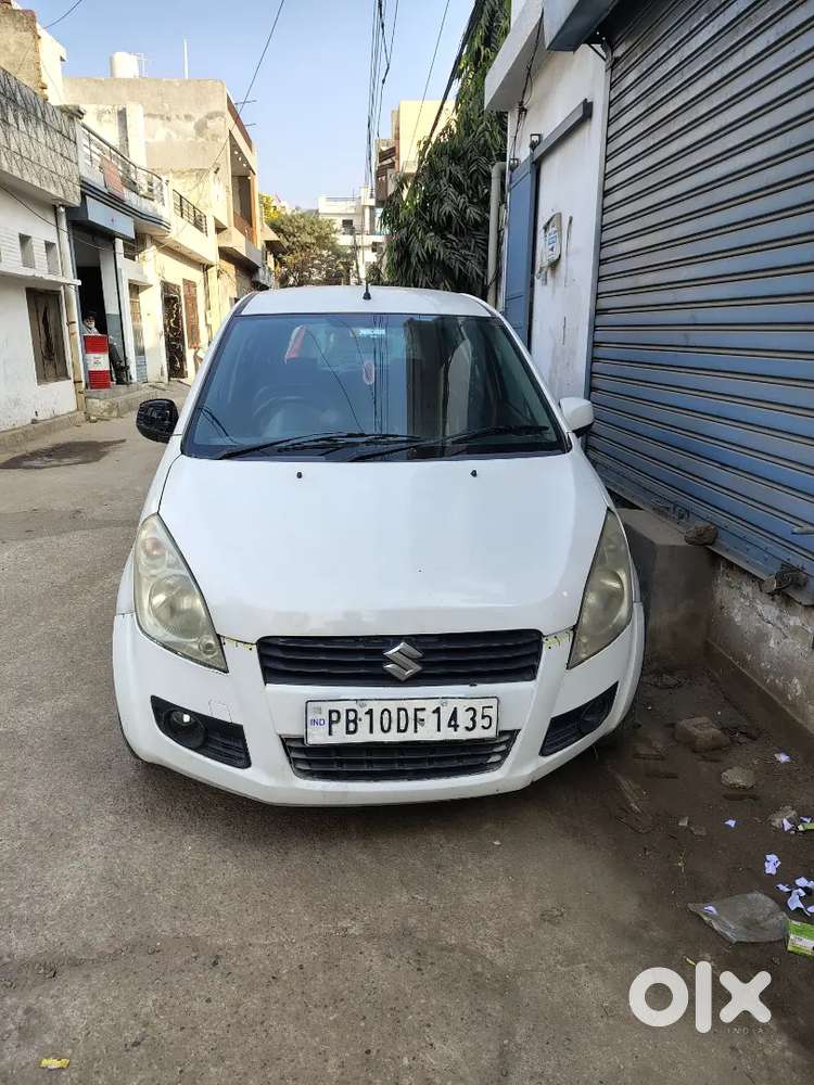 Maruti Suzuki Ritz 2011 Diesel 70200 Km Driven family car