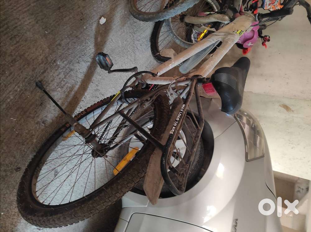 Brand new 2 month old bicycle