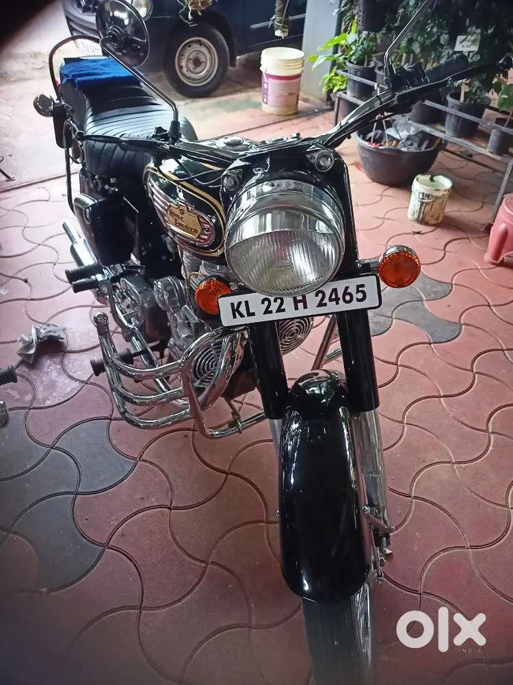 Royal Enfield classic for sale at Ambalathunada, TVM.