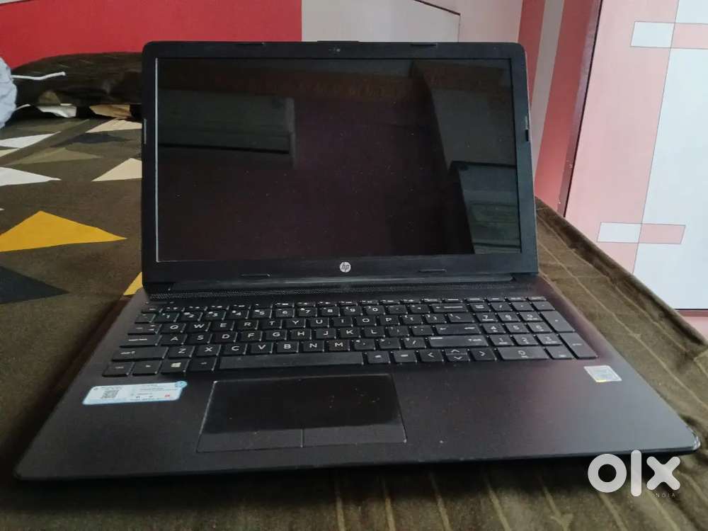 HP Laptop 1TB/6GB/256 SSD