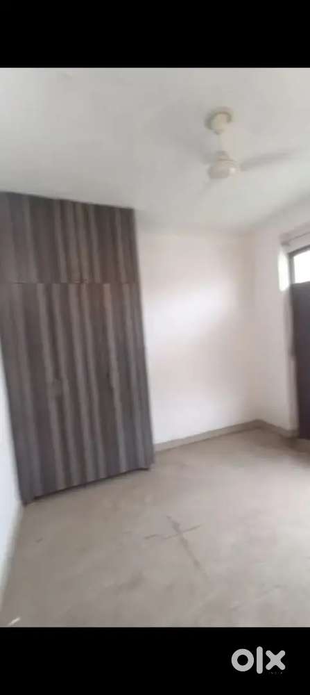 Oneroom set  Sainik colony near uttranchal university premnager