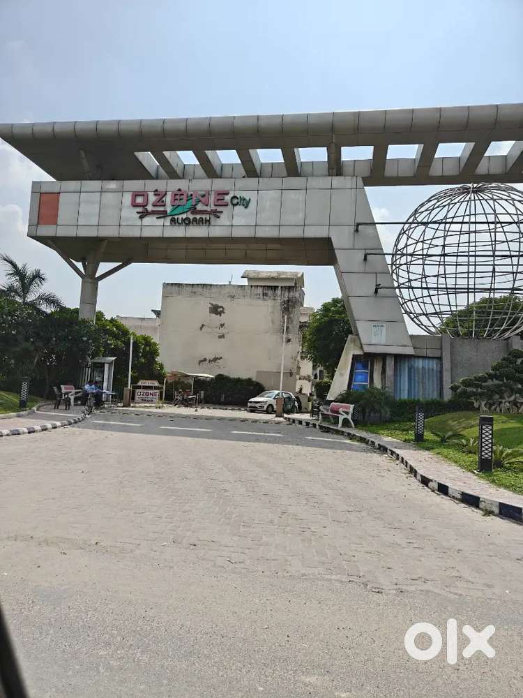 160 gaj plot west facing