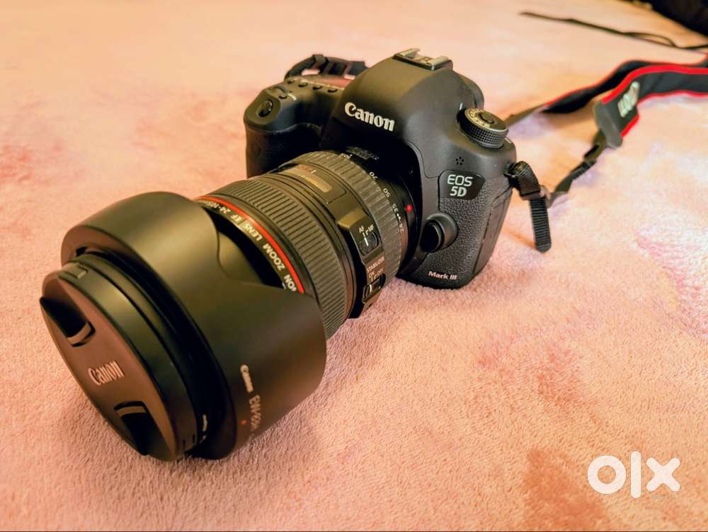 Canon EOS 5D Mark III DSLR Camera – Pristine Condition  EF 24-105mm L