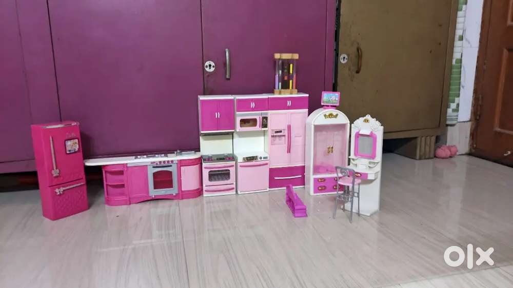 Kitchen toy set very cool look nice o