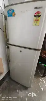 Double door fridge in good condition