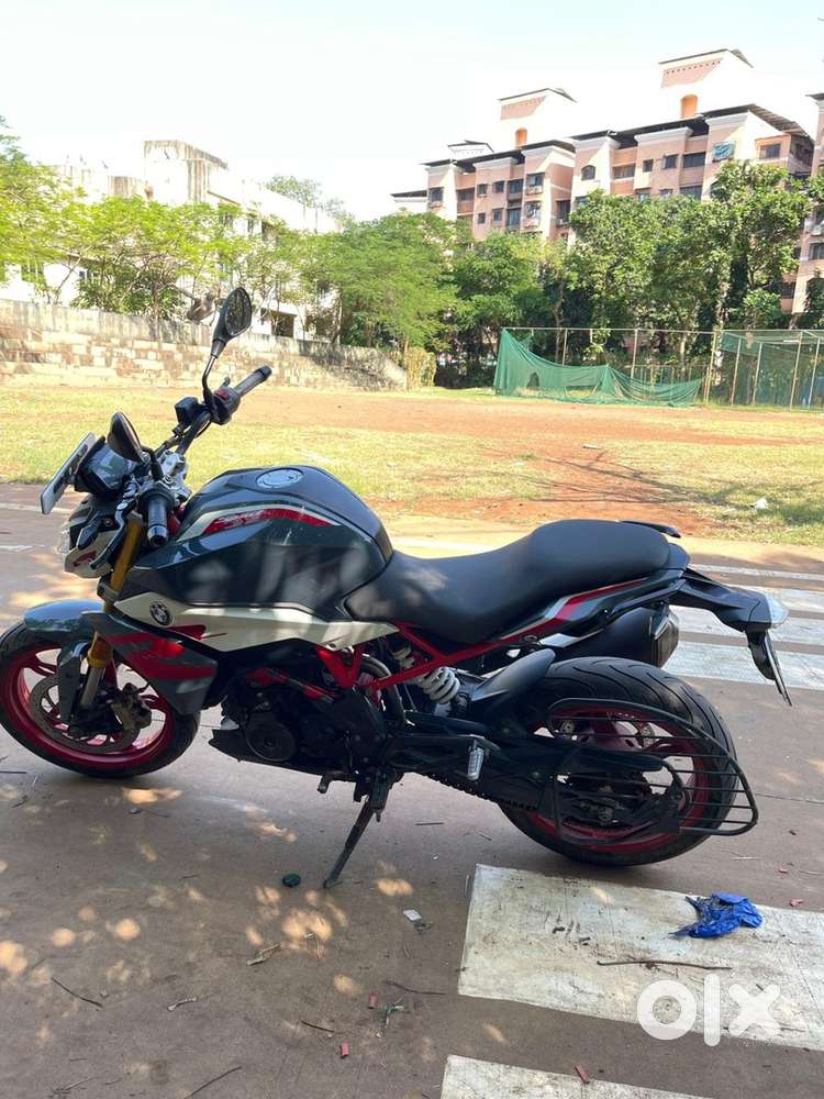BMW G310r in top condition no dents or scratch just take and ride