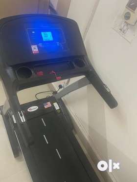 1 year old treadmill in very good condition