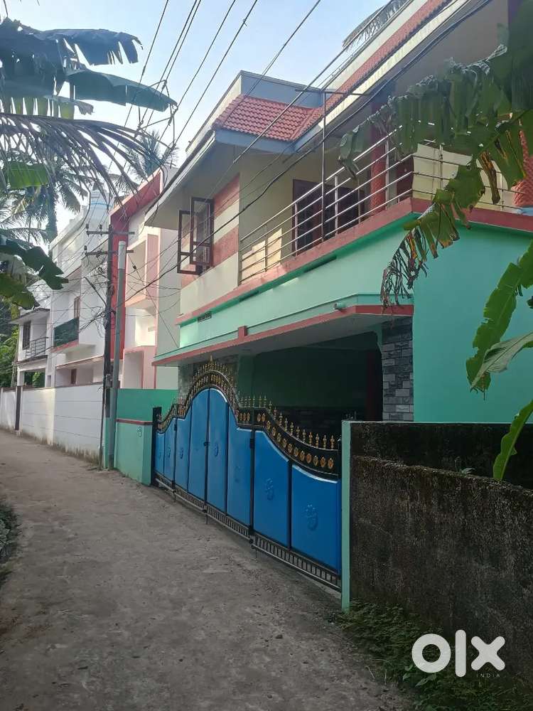 First floor for rent