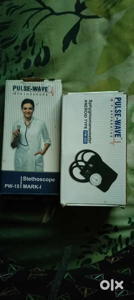 Blood pressure machine with stethoscope