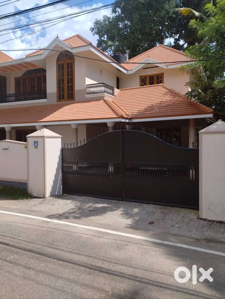 Furnished 2 BHK House for rent at Pangappara