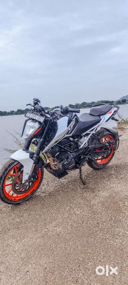 KTM Duke 200