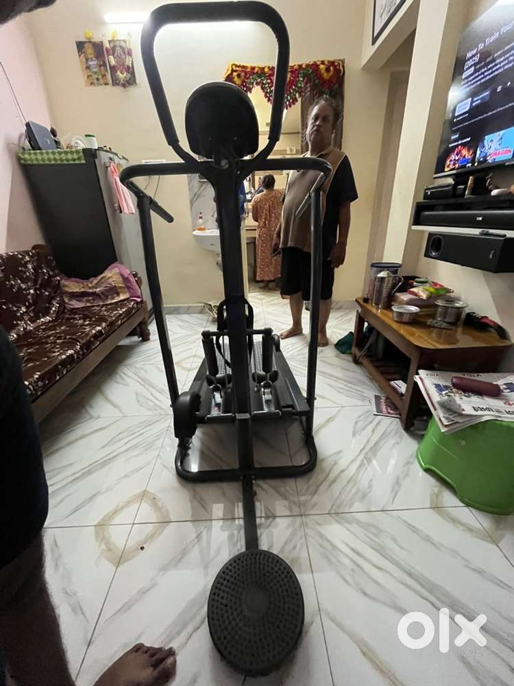 RPM800 Manual 4in1 Treadmill  Lvl 3 Incline, Jogger,Pushupbar,Twister