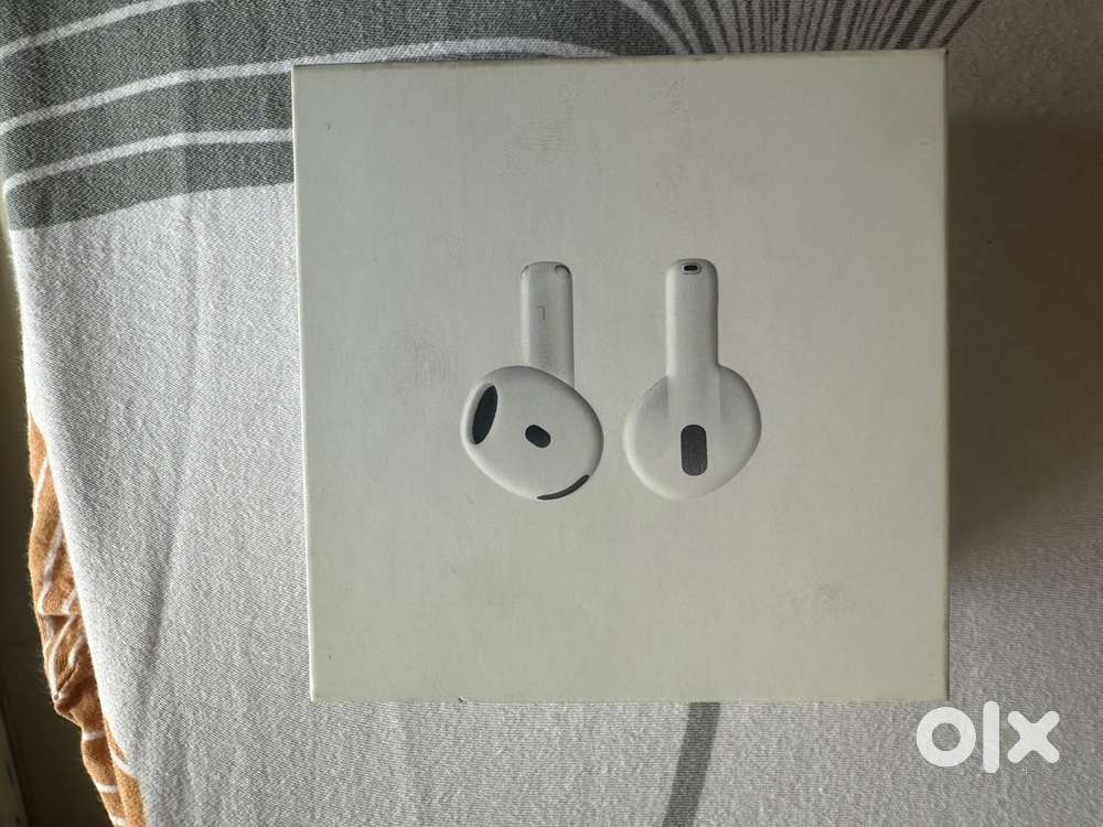 Apple AirPods 4, new seal packed