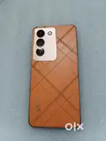 Vivo y200e 5g 8+8hb ram 128gb storage