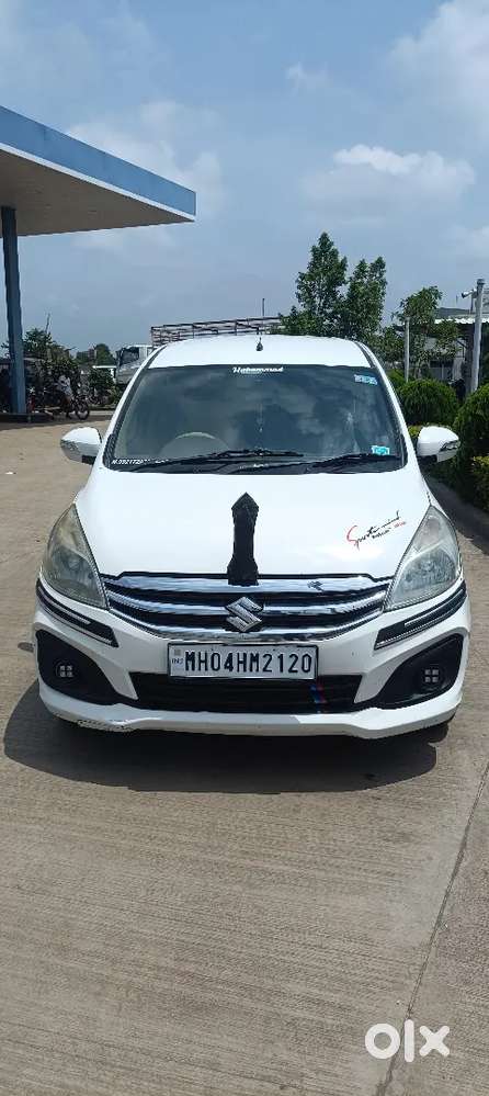 Maruti Suzuki Ertiga 2016 Diesel Good Condition new tyre clean interio