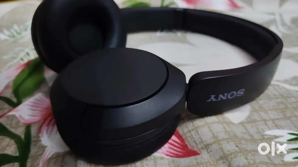 NEW Sony Earphone