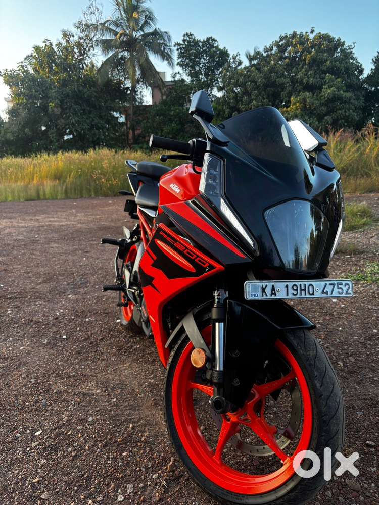 KTM RC200 -2024