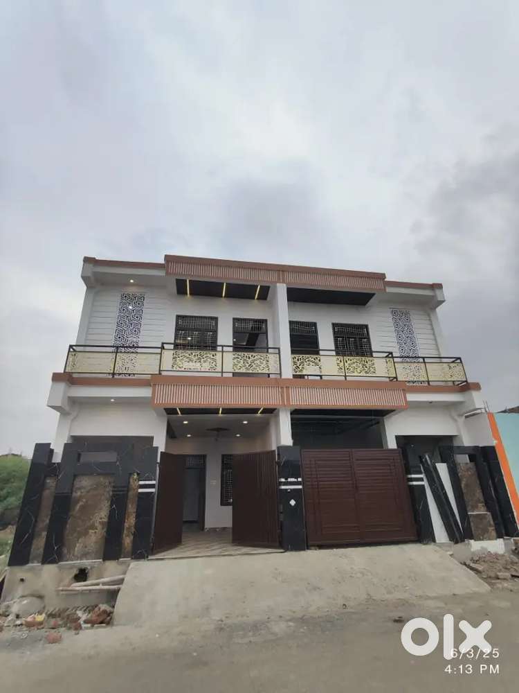 130 wargaj me bana huwa hai makaan fully furnished