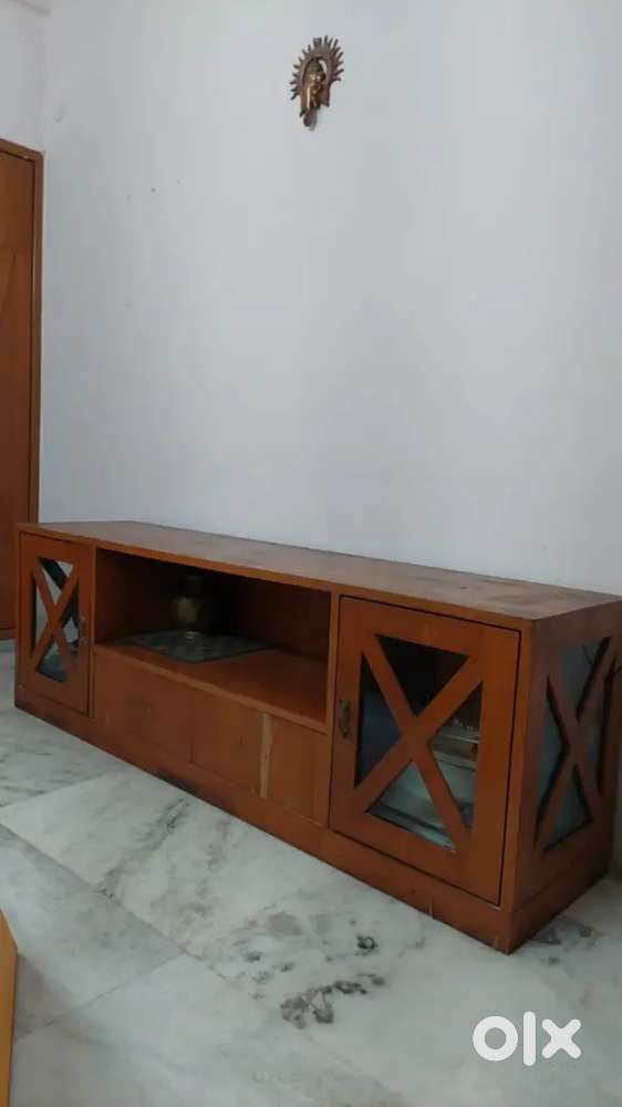 Tv unit with storage