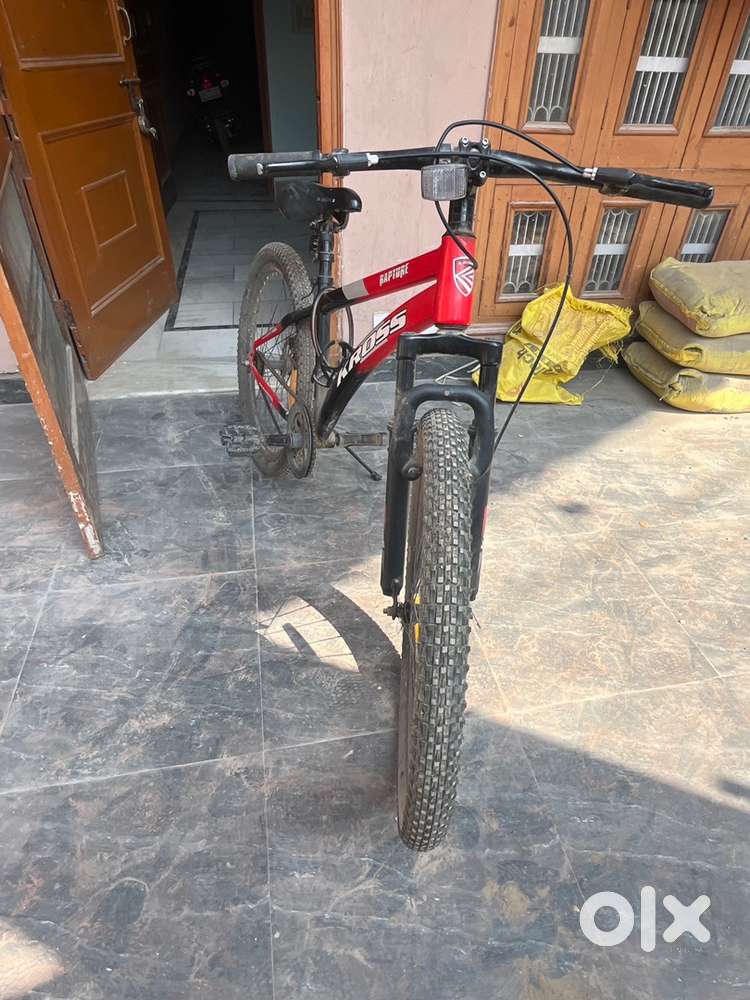 All ok cycle 95%tyres Brkes nice working