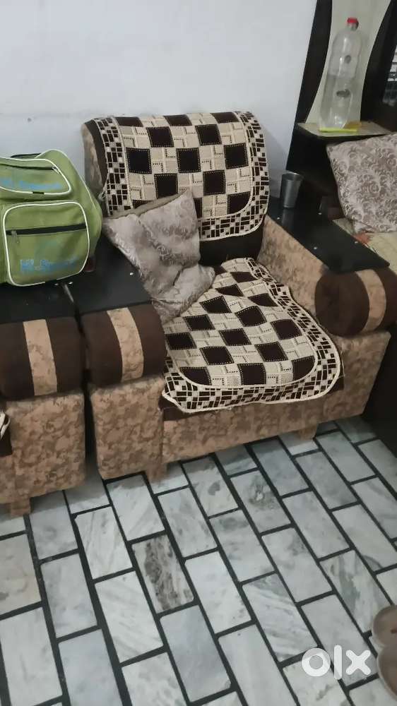SALE SOFA SET 5 SETER