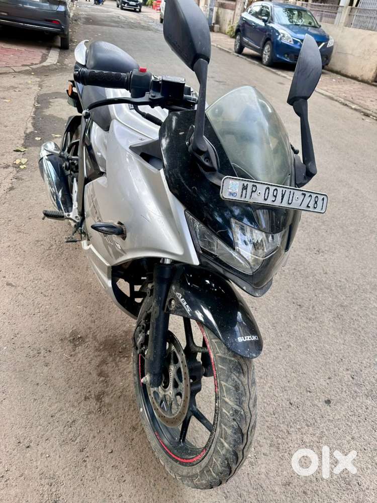 Selling my Suzuki Gixxer SF 150 (Silver) in excellent condition.