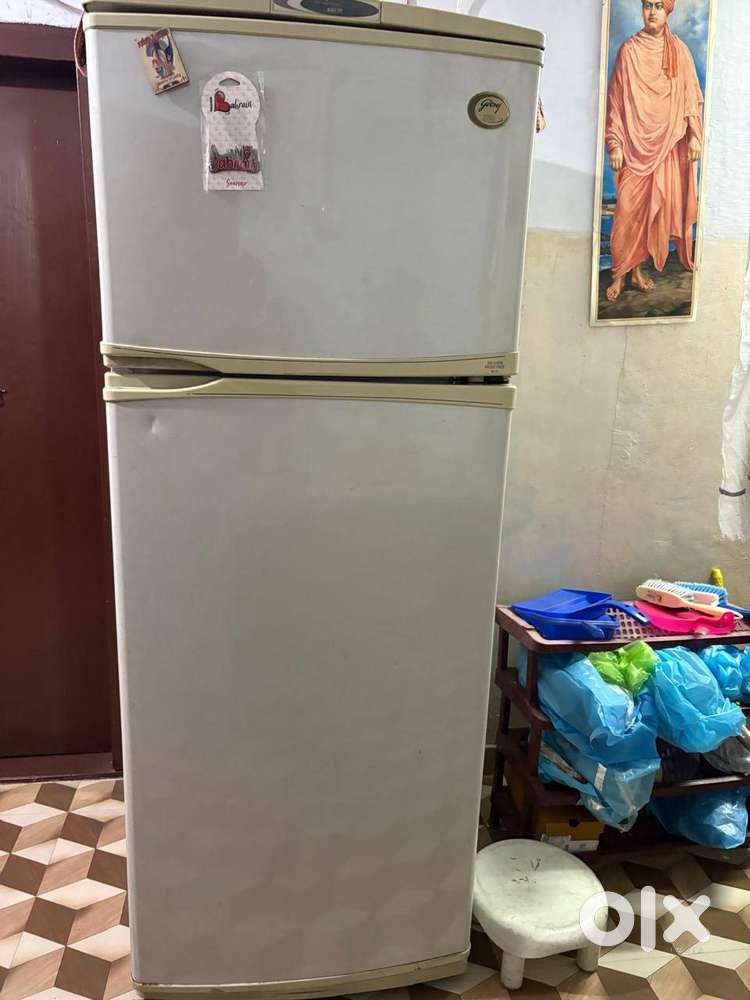 godrej refrigerator
