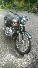 Old model Royal Enfield Standard 350