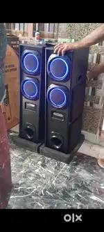 टावर स्पीकर