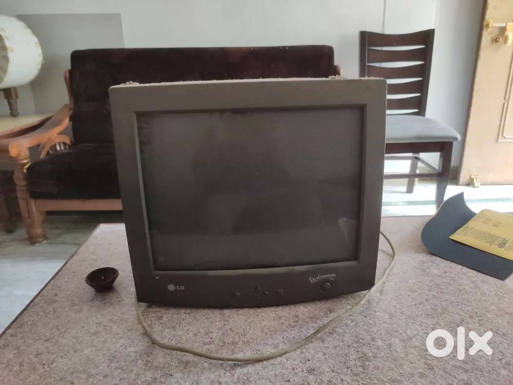 CRT monitor