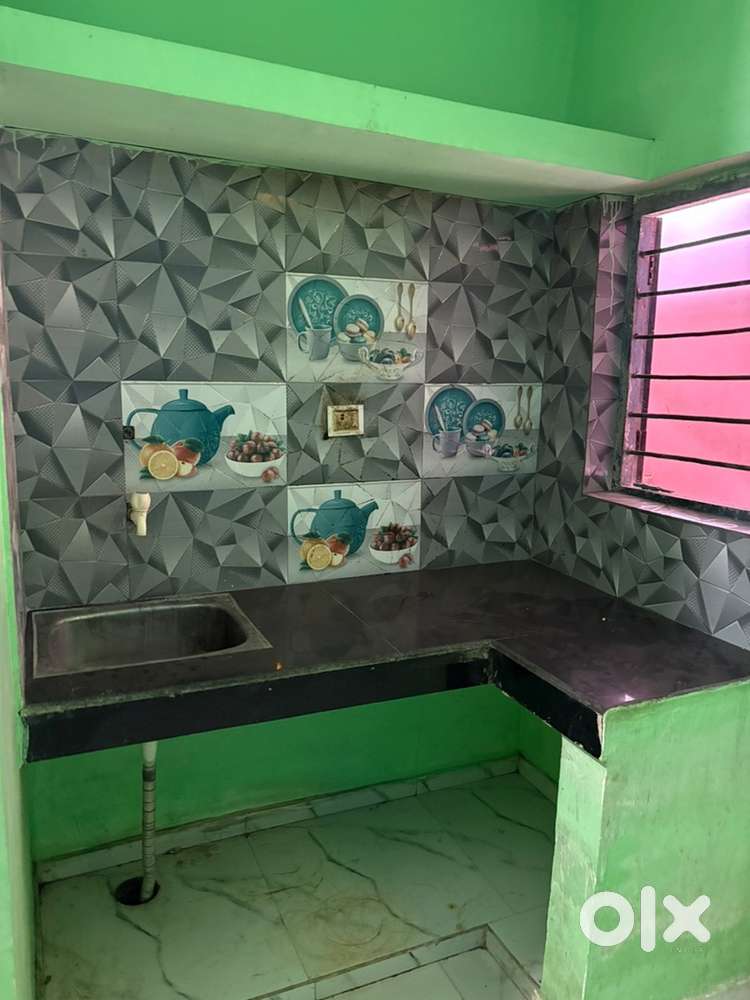 seprate flat , personal kitchen and toilet  girls and boy allow