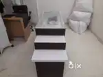 Table with Toughen Glass on top