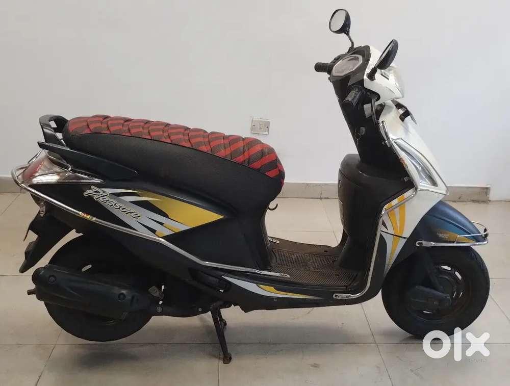 Good condition vachile no scratches no dents