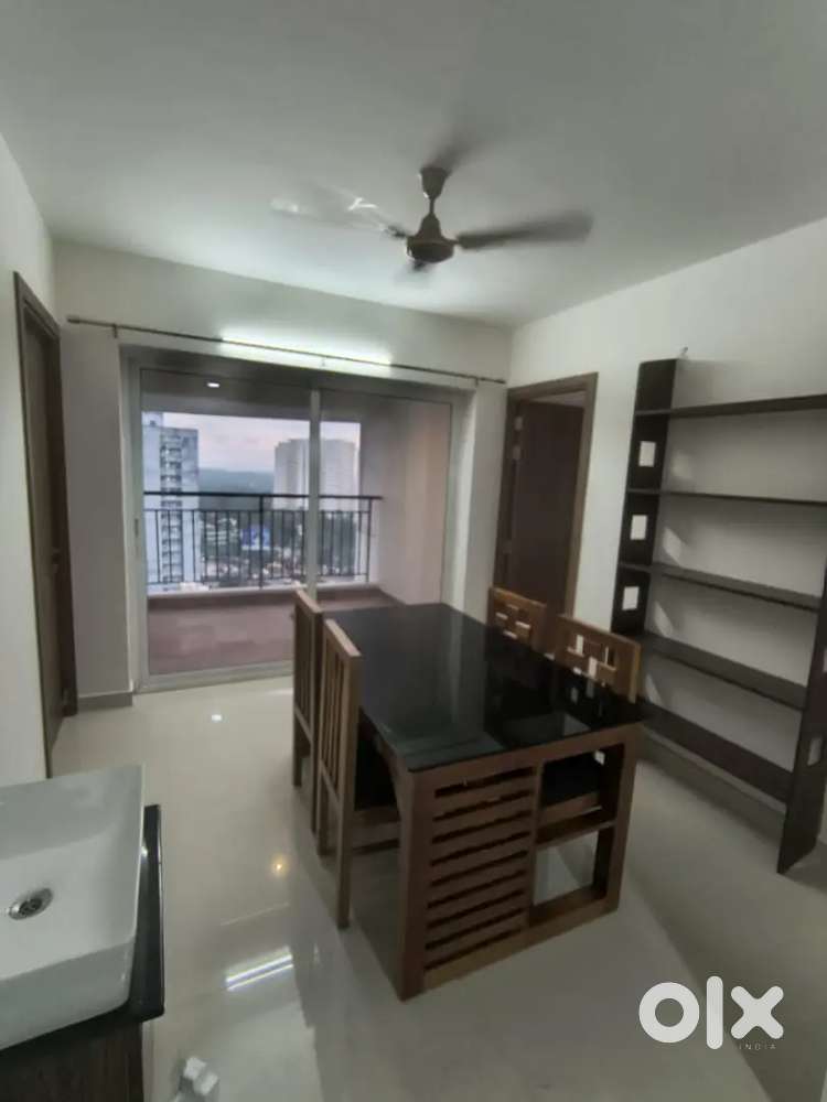 3BHK BRAND NEW FULLY FURNISHED PREMIUM LUXURY SEA-VIEW FLAT AKKULAM.